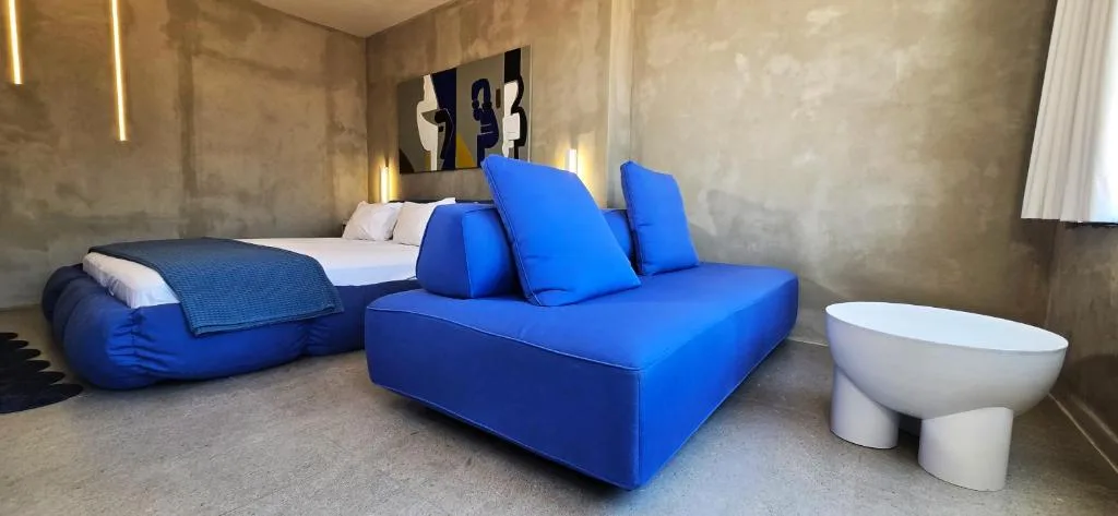 99 Adrianou Apartments
