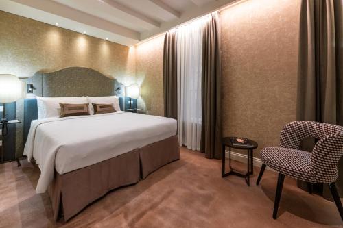 Acca Hotel