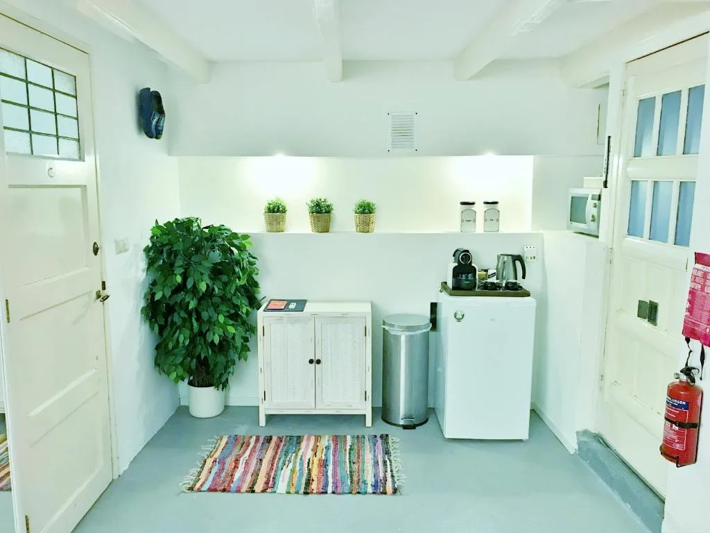 Amsterdam Home
