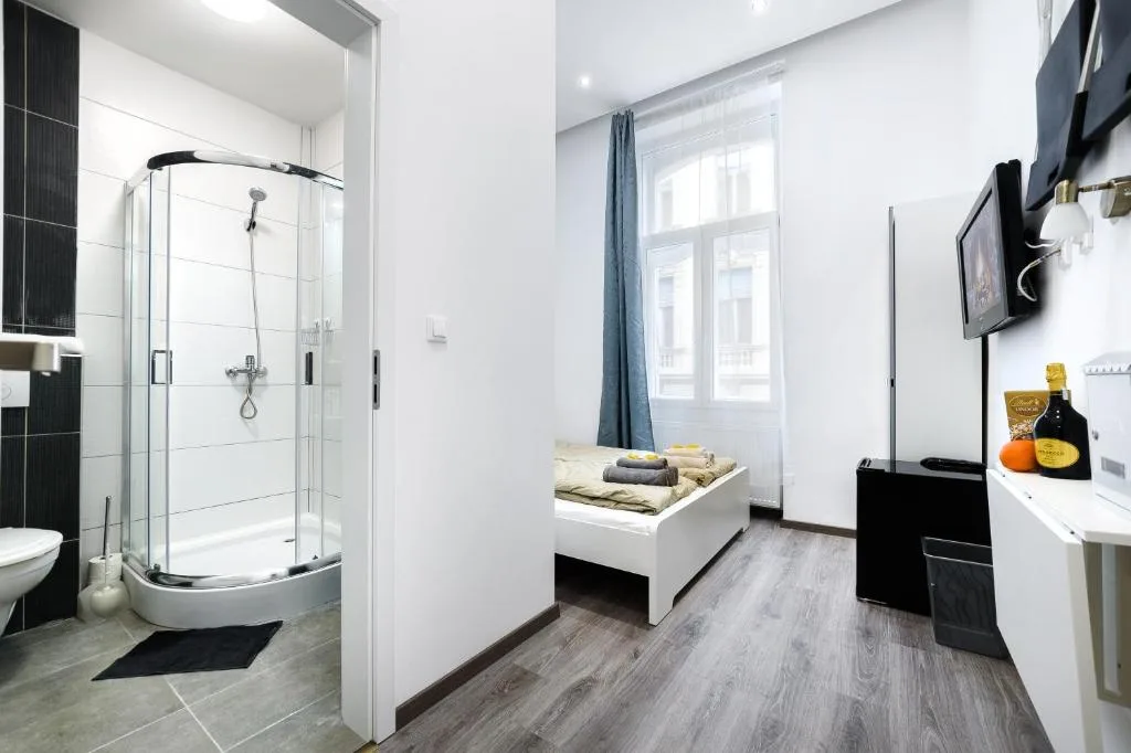 Annabelle Downtown Apartments