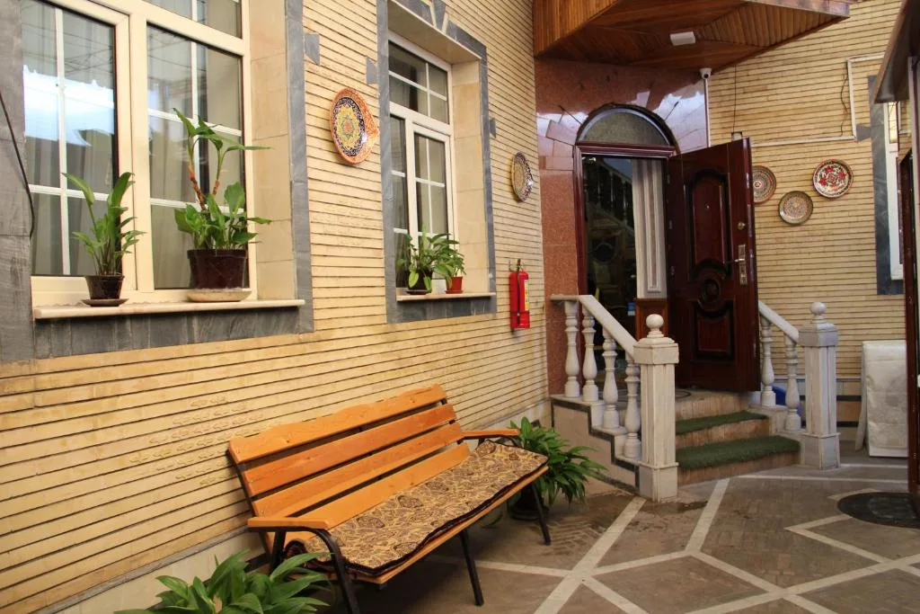 BEST GUESTHOUSE