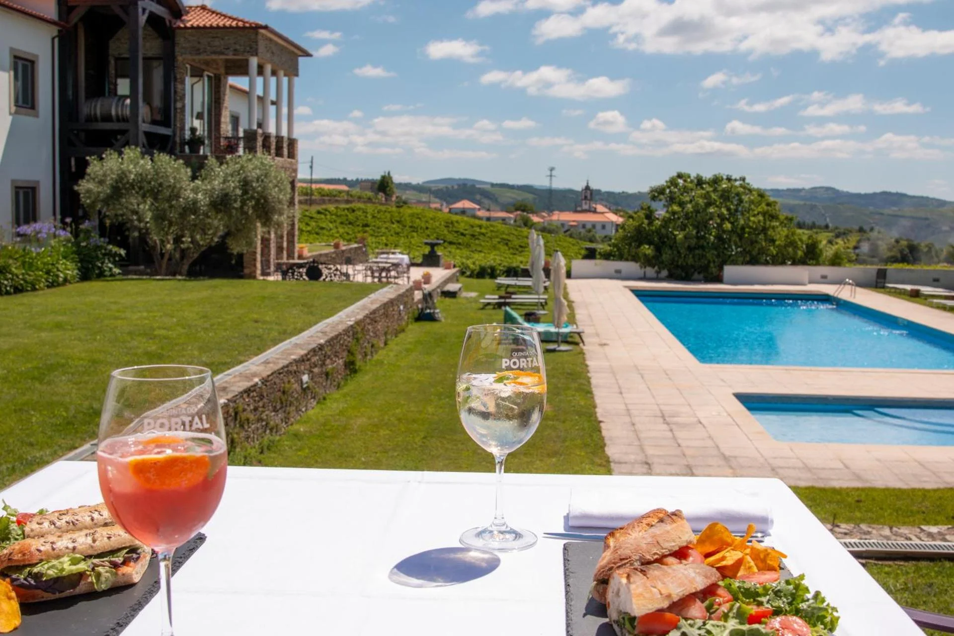 Casa das Pipas / Quinta do Portal