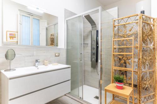 GuestHost - Central apartment Caronda street
