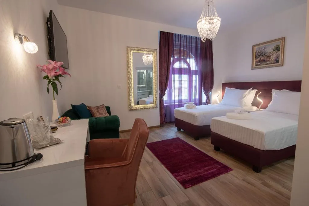 Center Luxury Rooms 1
