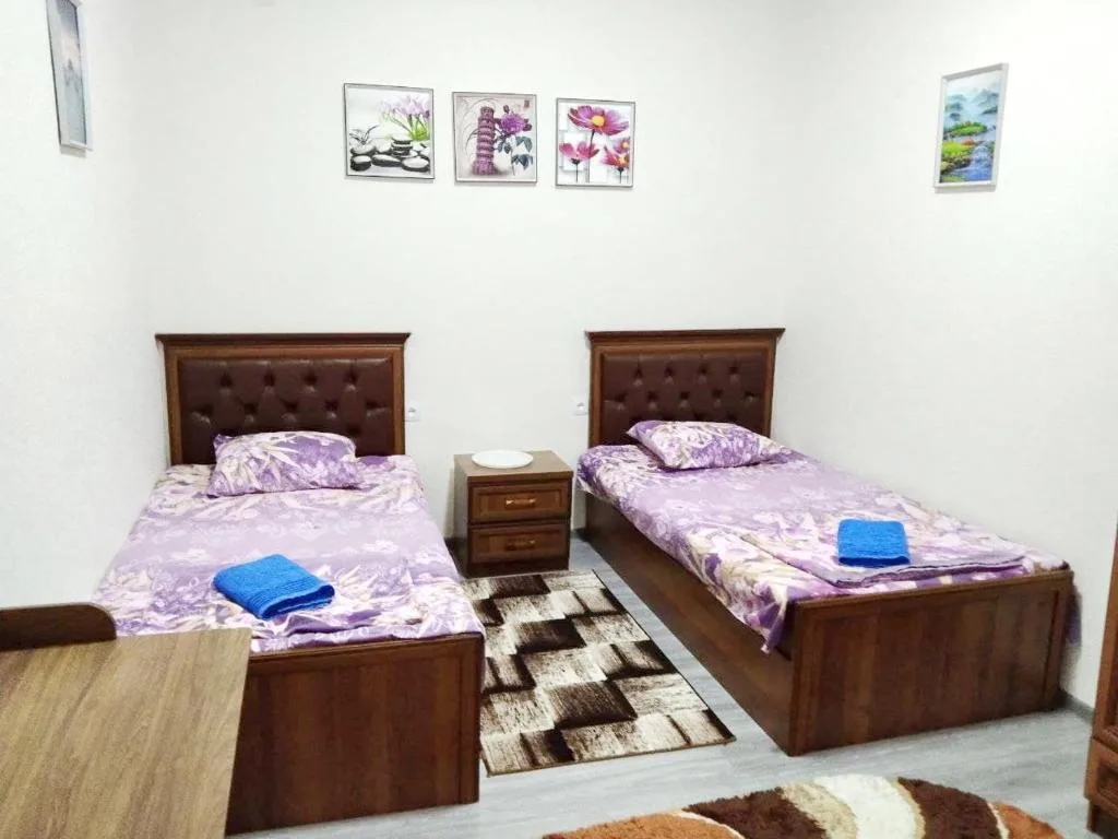 Chinara Guest House Airport