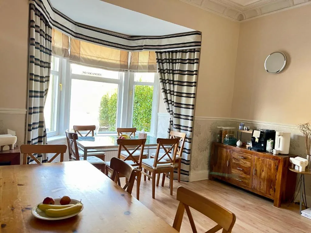 Dalmore Lodge Guest House