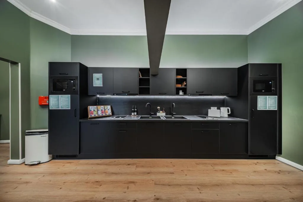 HOME1