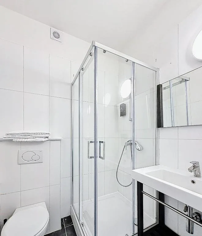 Keyless Hotel