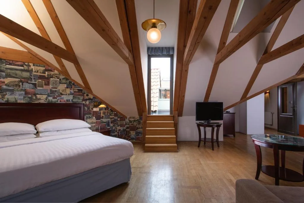 Charles Bridge Heritage Suites by SALVATOR HOTELS