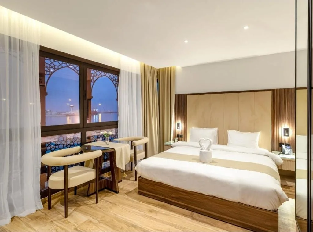 Mutrah Gate Hotel