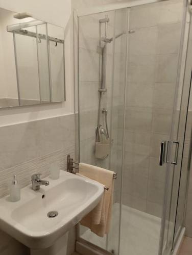 Appartamento centro storico(Nina's house stazione)