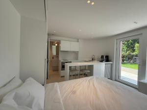 Independent Studio - Murmures - Luxury Guest House St Germain en Laye