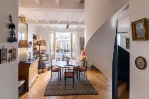 MaisondesChaumes-Paris