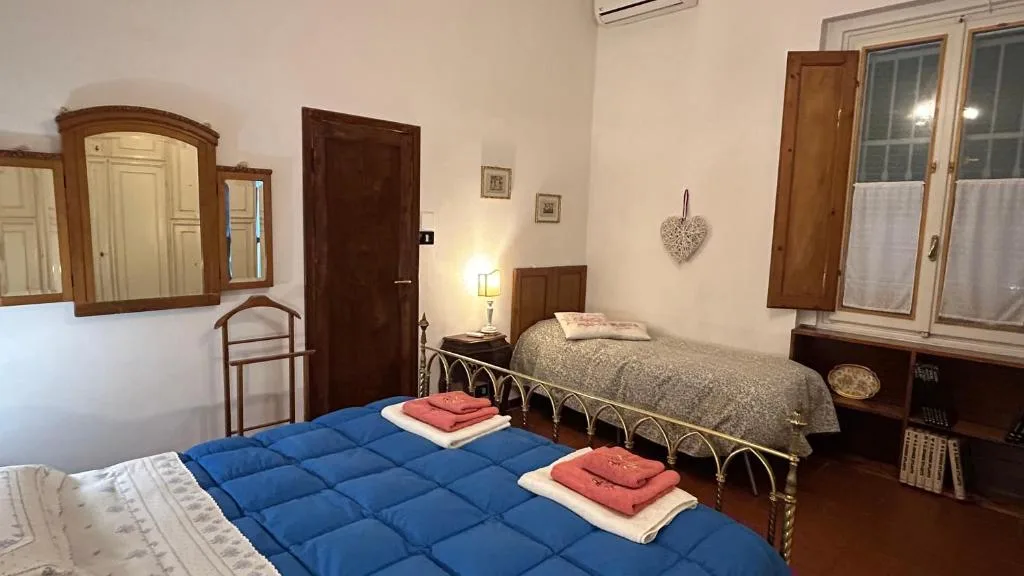 B&B Le 5 Vie Appartamento con camera tripla