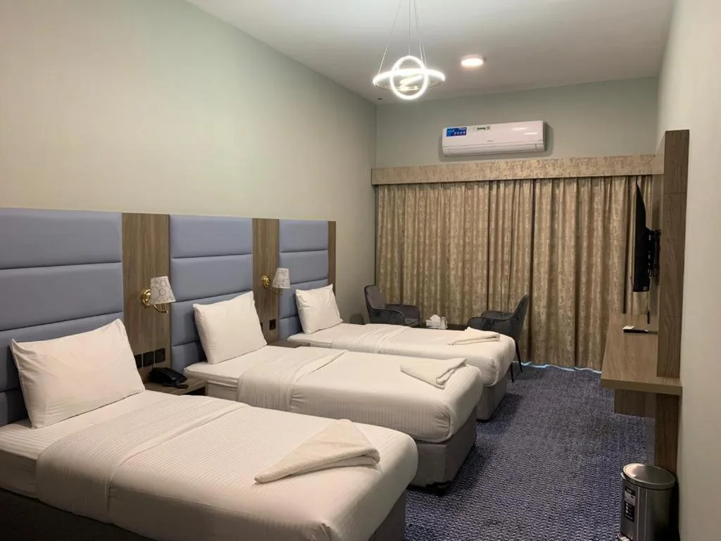 Silver Sand Hotel