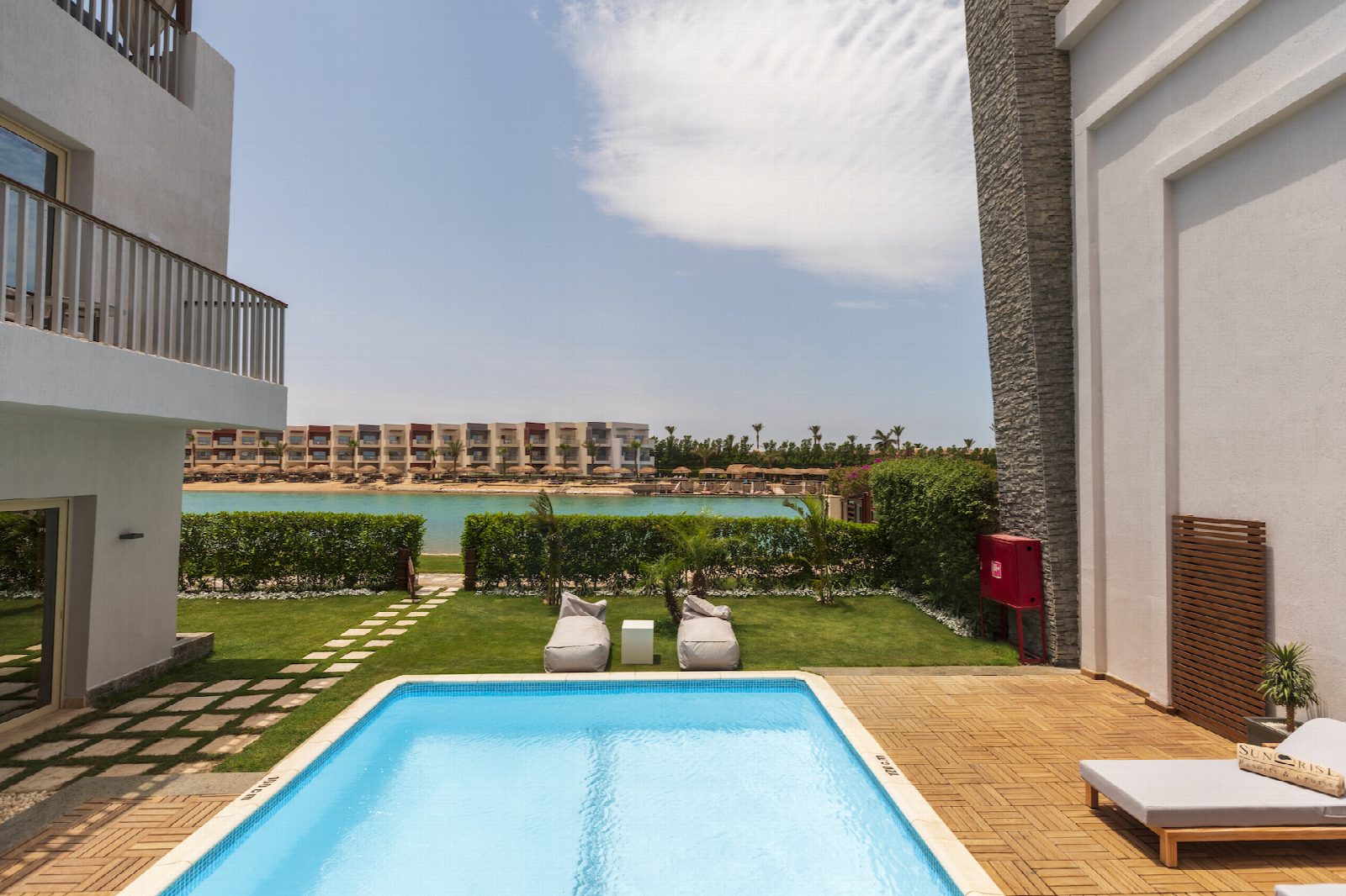 Sunrise Crystal Bay Resort -Grand Select