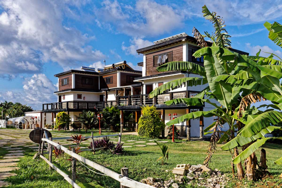 The Sea Cliff Hotel Resort & Spa