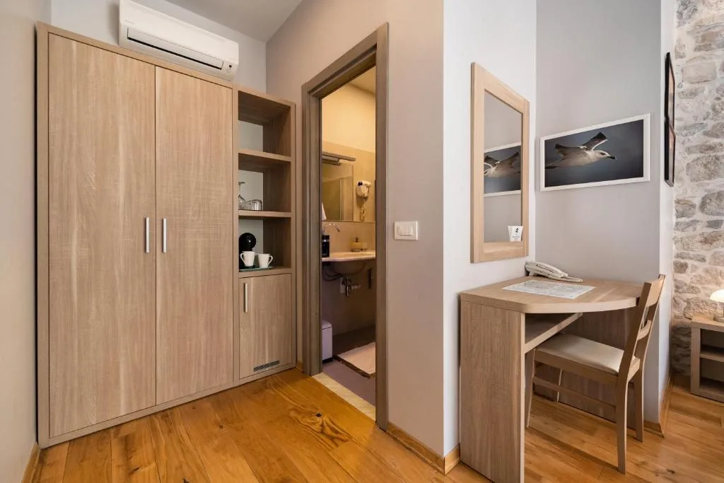 Tifani Luxury Rooms