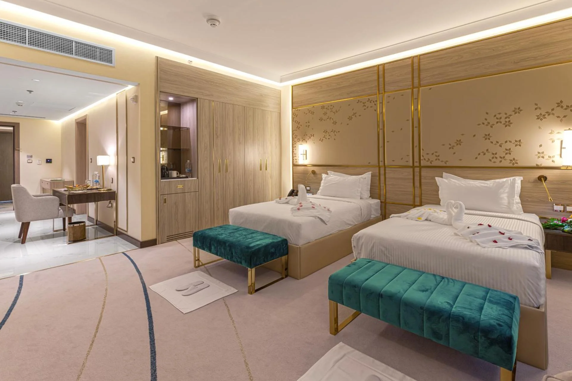 Green Park Hotel