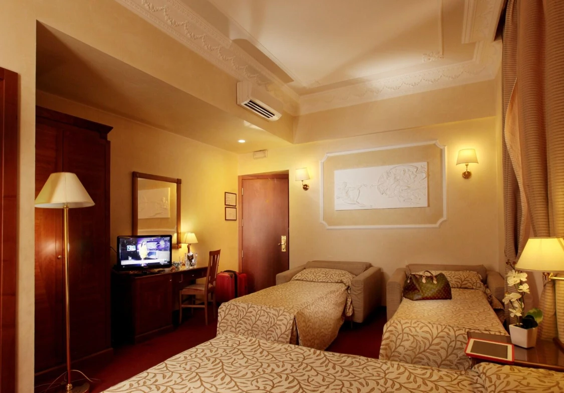 Hotel HS 311