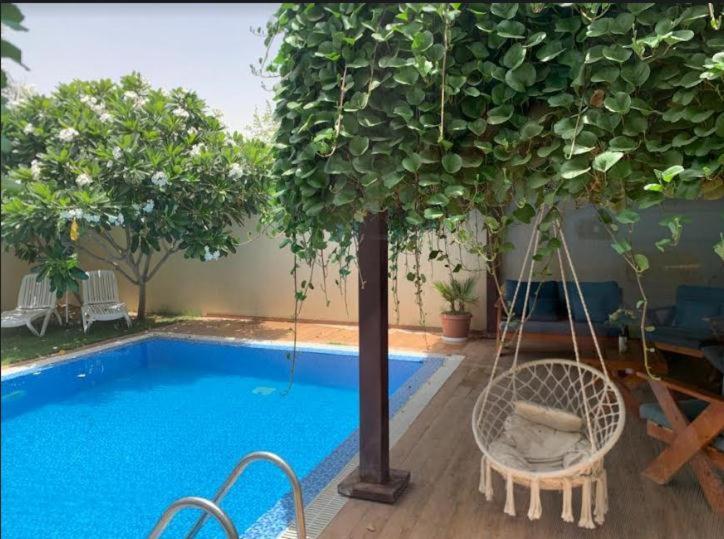Mooyah resort